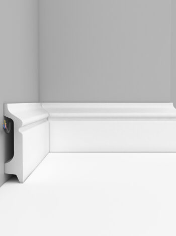 Плинтус напольный DECOMASTER D122-115ДМ (78*21*2400мм) белый матовый