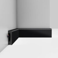 Плинтус напольный DECOMASTER D234-116ДМ (58u16s2400мм) черный матовый