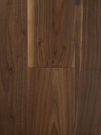 Инженерная Доска американский орех Diamond UV Classic (sanded)