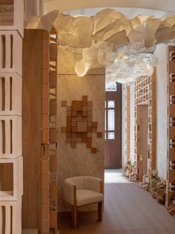 Плетёный винил Hoffmann Decoration 022 Светлая ёлочка холодного оттенка — фото 2